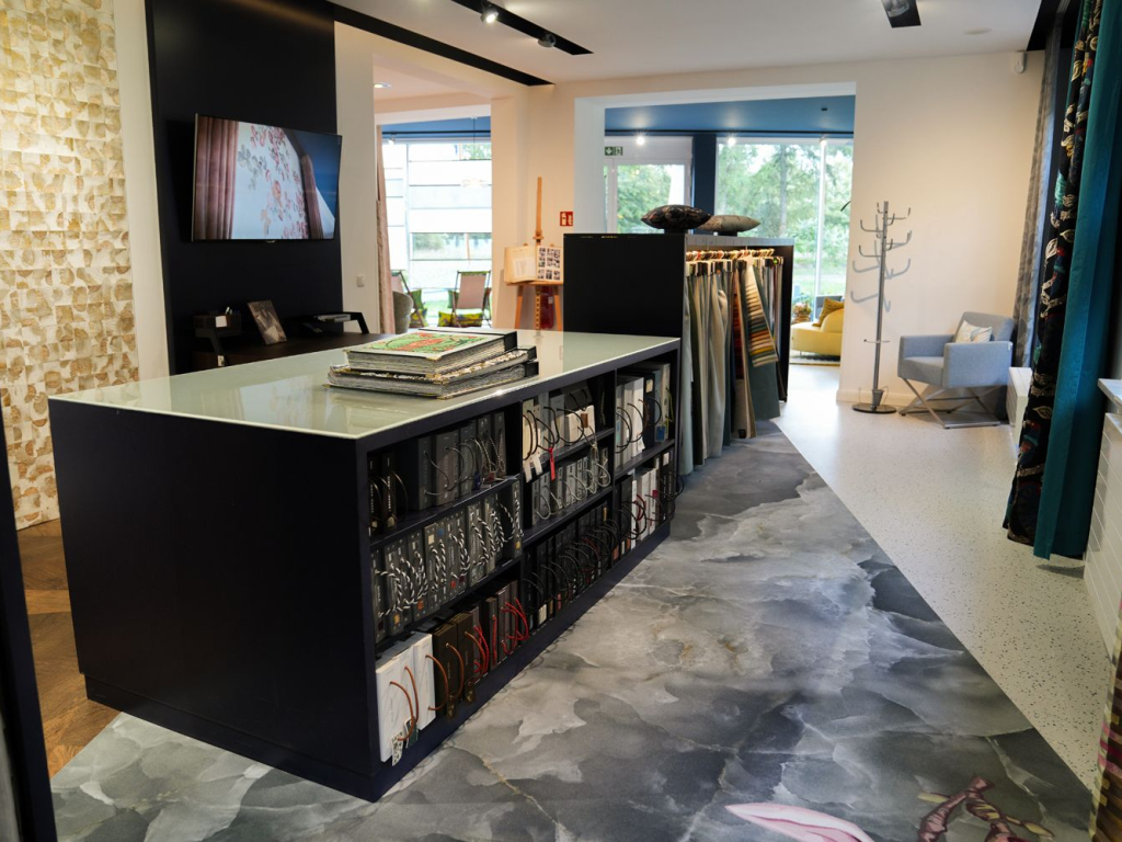 showroom-2
